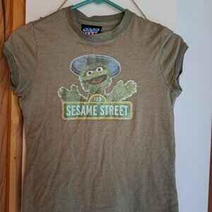 Sesame Street Tee (vintage), Size small